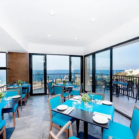 Islet Promenade Seafront - With Corner Terrace By Getawaysmalta Apartment 4*