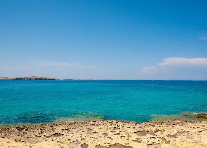 Islet Promenade Seafront With Large Corner Terrace By Getawaysmalta * San Pawl il-Baħar